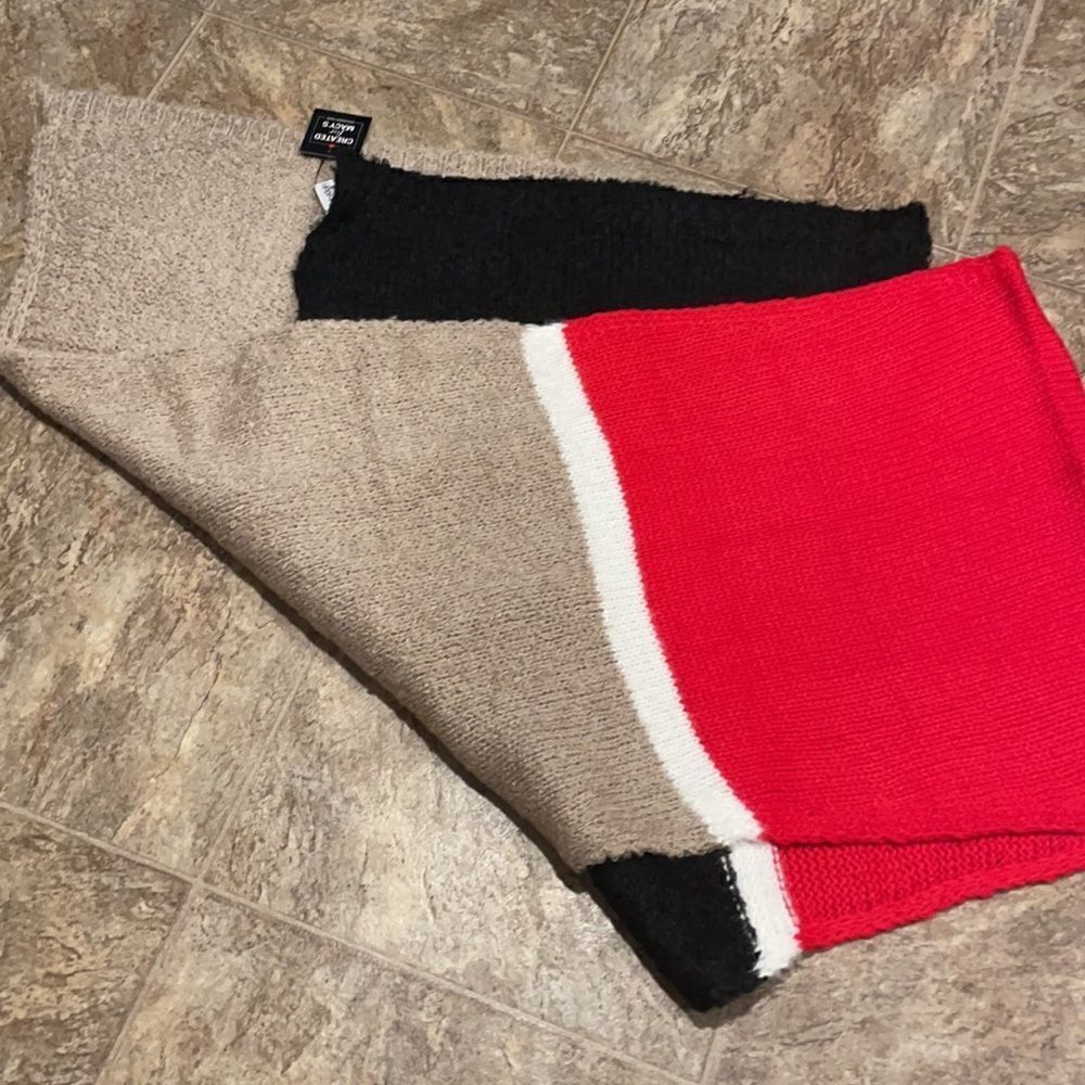 Calvin Klein Scarf - Picture 3 of 3